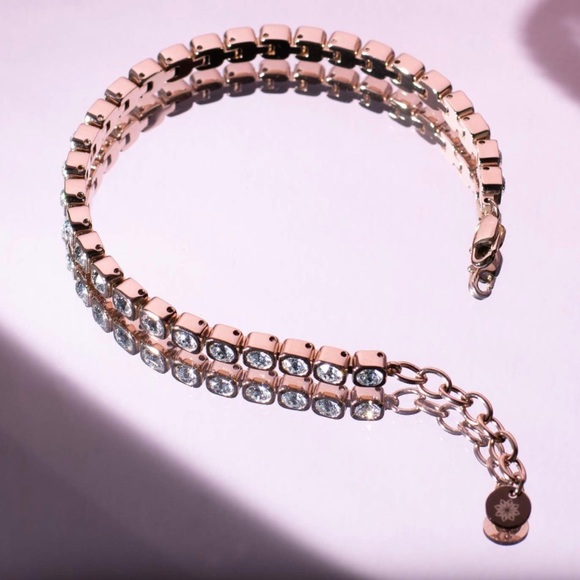 Rose Gold Plated Stainless Steel Bracelet Sparkling Brilliant Swarovski Crystals - Picture 3 of 4